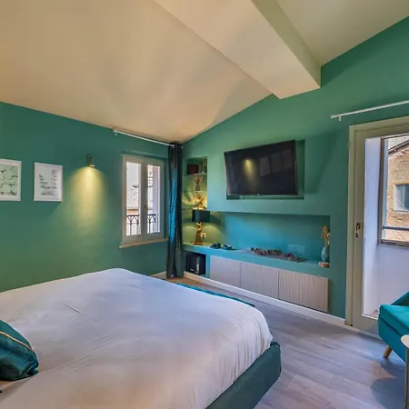 Blossoms Of Siena, Adults Only 3*