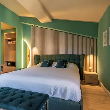 Blossoms Of Siena, Adults Only Affittacamere Siena