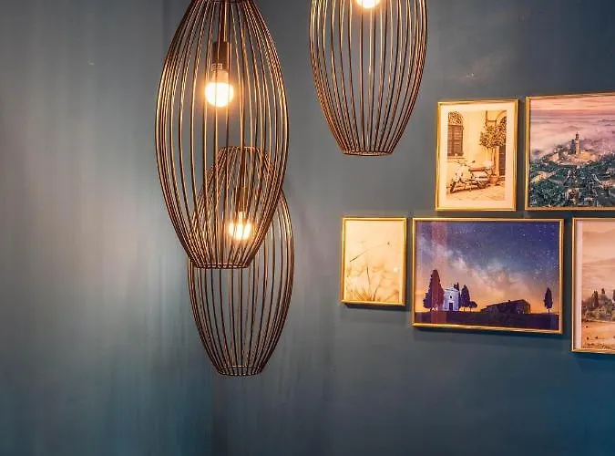 Blossoms Of Siena, Adults Only בית הארחה סיינה