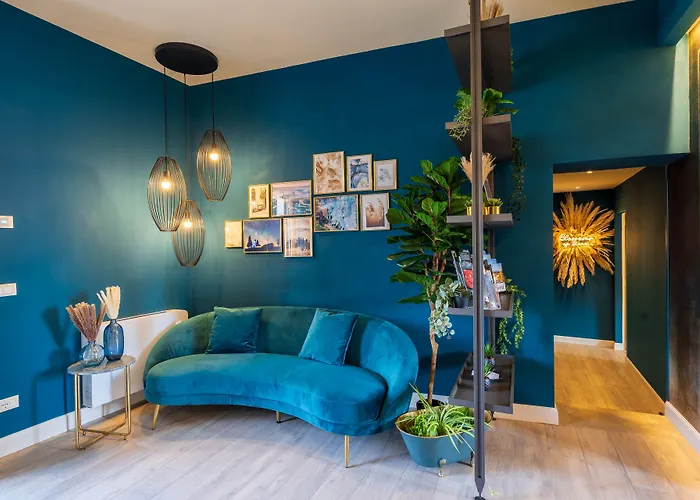 Blossoms Of Siena, Adults Only