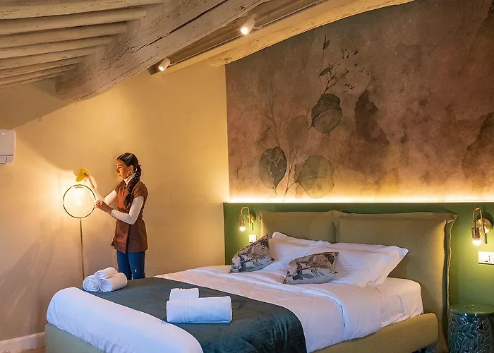 Blossoms Of Siena, Adults Only