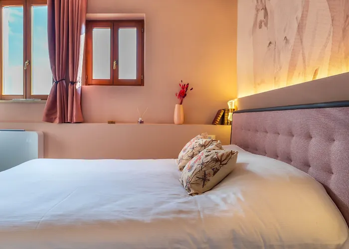 Konukevi Blossoms Of Siena, Adults Only 4*