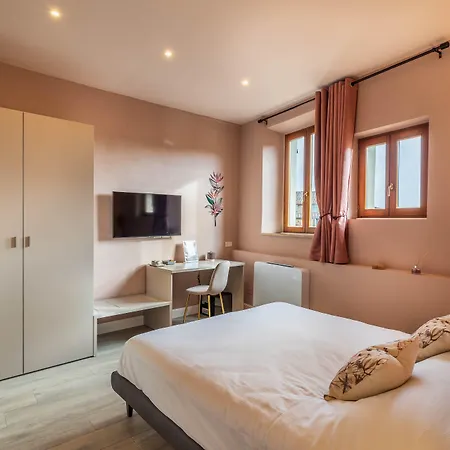 Blossoms Of Siena, Adults Only Guest house