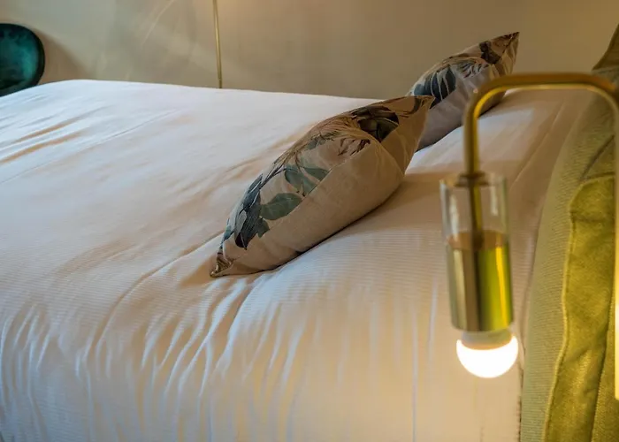 Blossoms Of Siena, Adults Only Penzion