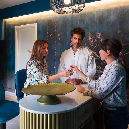 Maison d'hôtes Blossoms Of Siena, Adults Only 4*