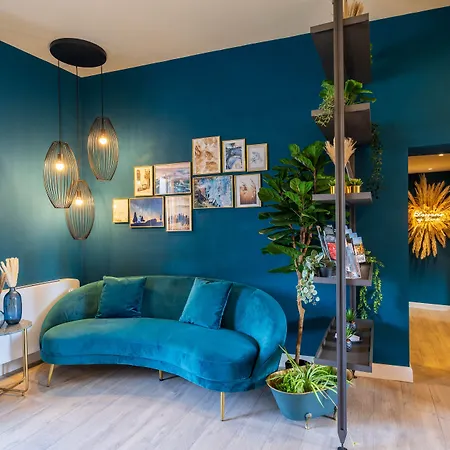 Blossoms Of Siena, Adults Only