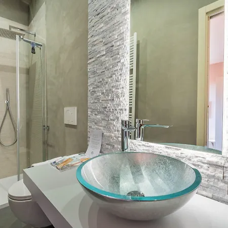 Blossoms Of Siena, Adults Only 4*