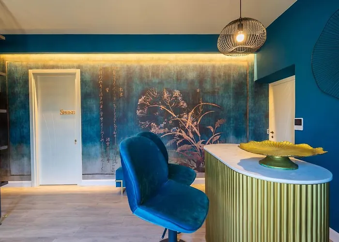 Blossoms Of Siena, Adults Only