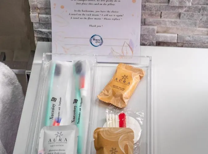 Blossoms Of Siena, Adults Only 4*