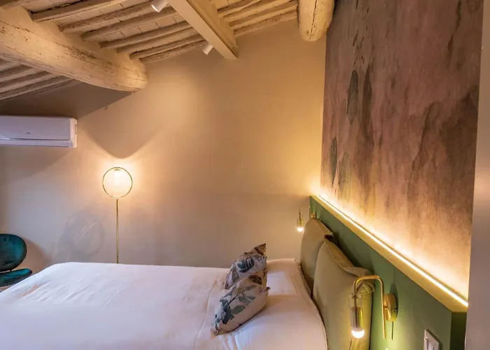 Blossoms Of Siena, Adults Only