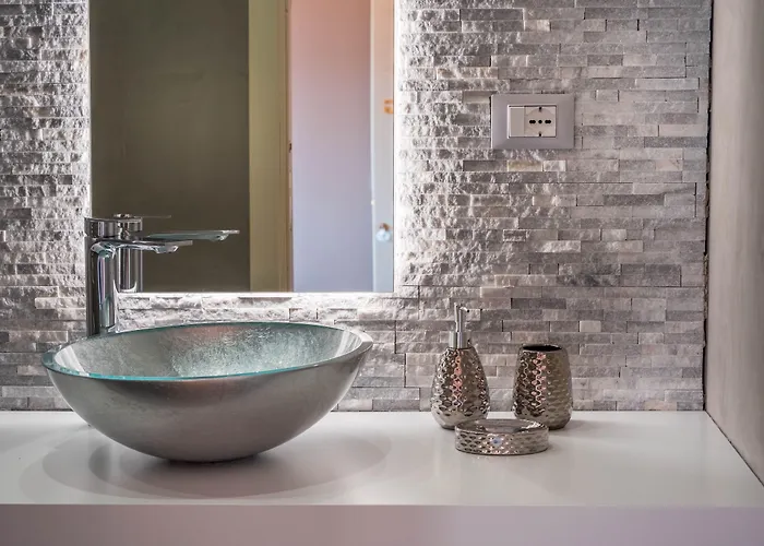 Blossoms Of Siena, Adults Only Pensionat